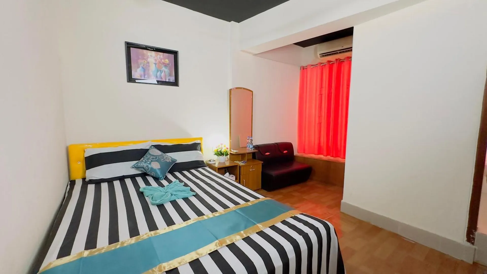 Dhanmondi Lake View Hotel Dakka